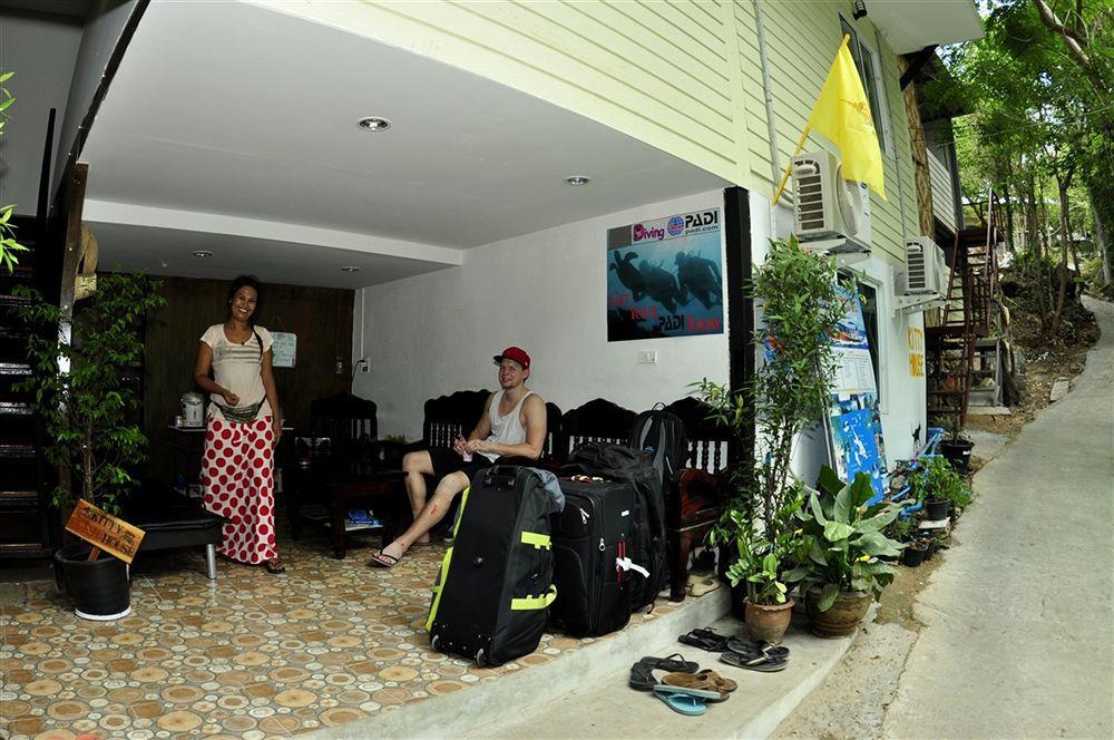 Kitty Guesthouse Phi Phi-øyene Eksteriør bilde