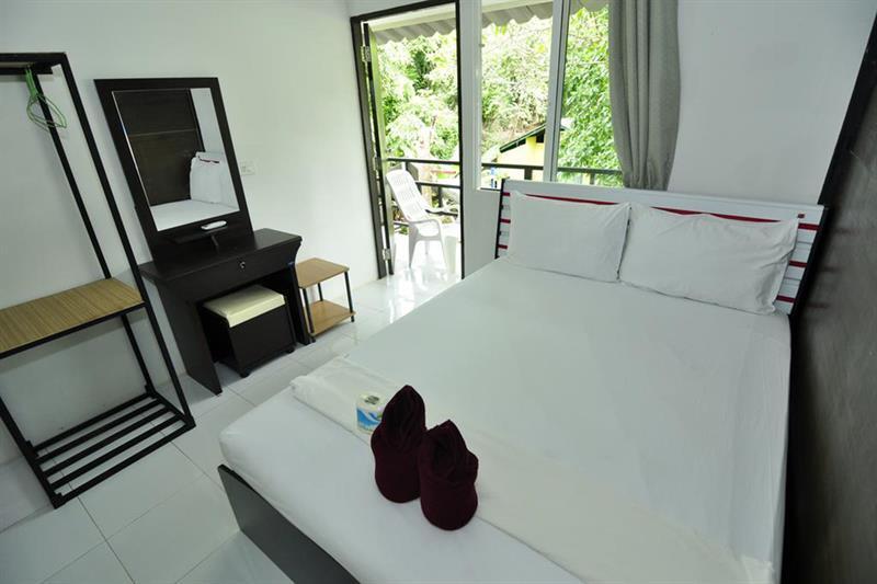 Kitty Guesthouse Phi Phi-øyene Eksteriør bilde